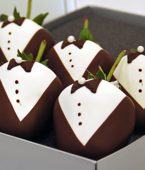 Groom Chocolate Strawberries / 6 units